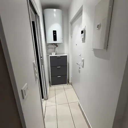 Apartament Cosy Avec Piscine Proche Du Bord De