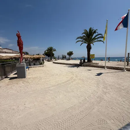 Apartament Cosy Avec Piscine Proche Du Bord De Villeneuve-Loubet