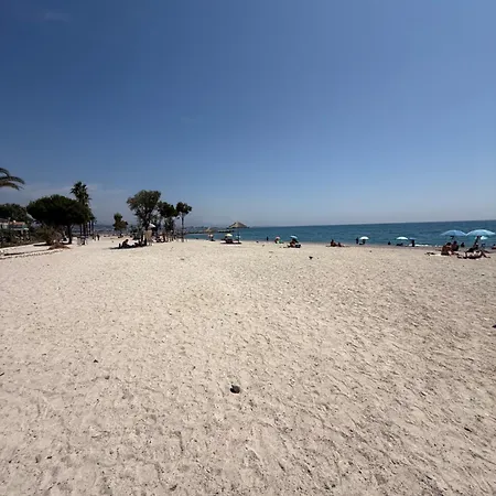 Apartament Cosy Avec Piscine Proche Du Bord De